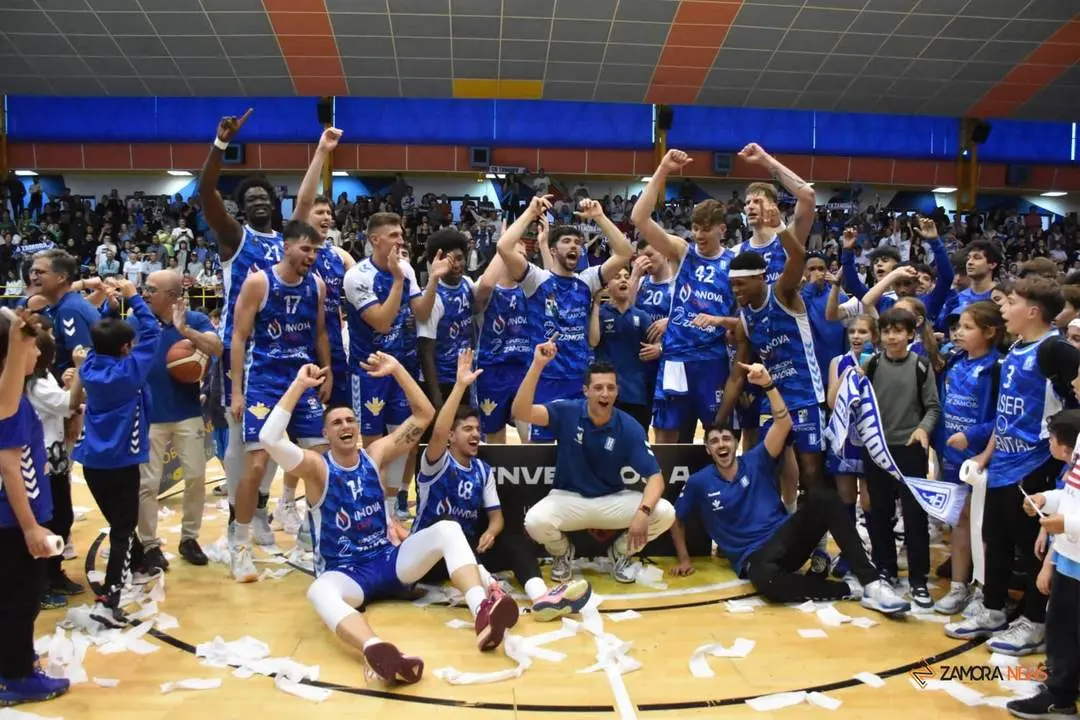 Celebración ascenso a LEB Oro