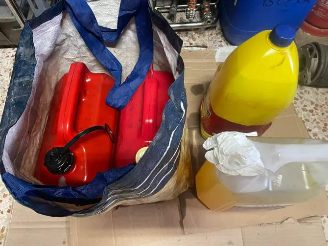 Garrafas con carburante