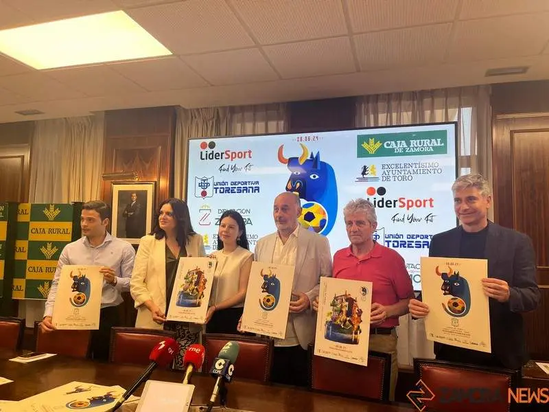presentación torneo de Fútbol 7 Toro