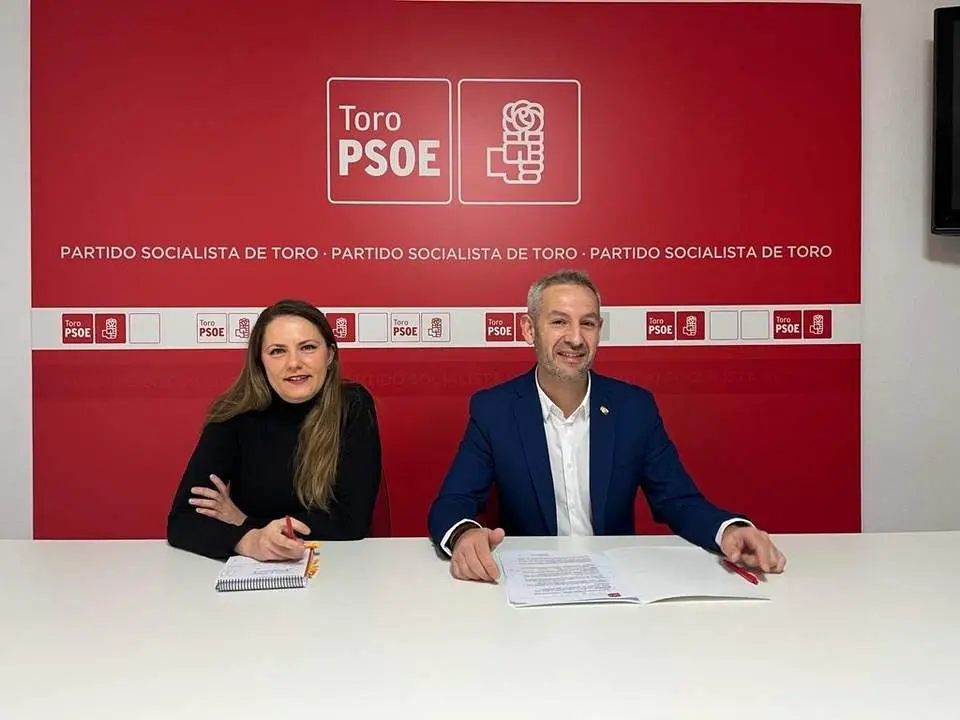 Maria Velasco y Carlos Rodriguez psoe toro