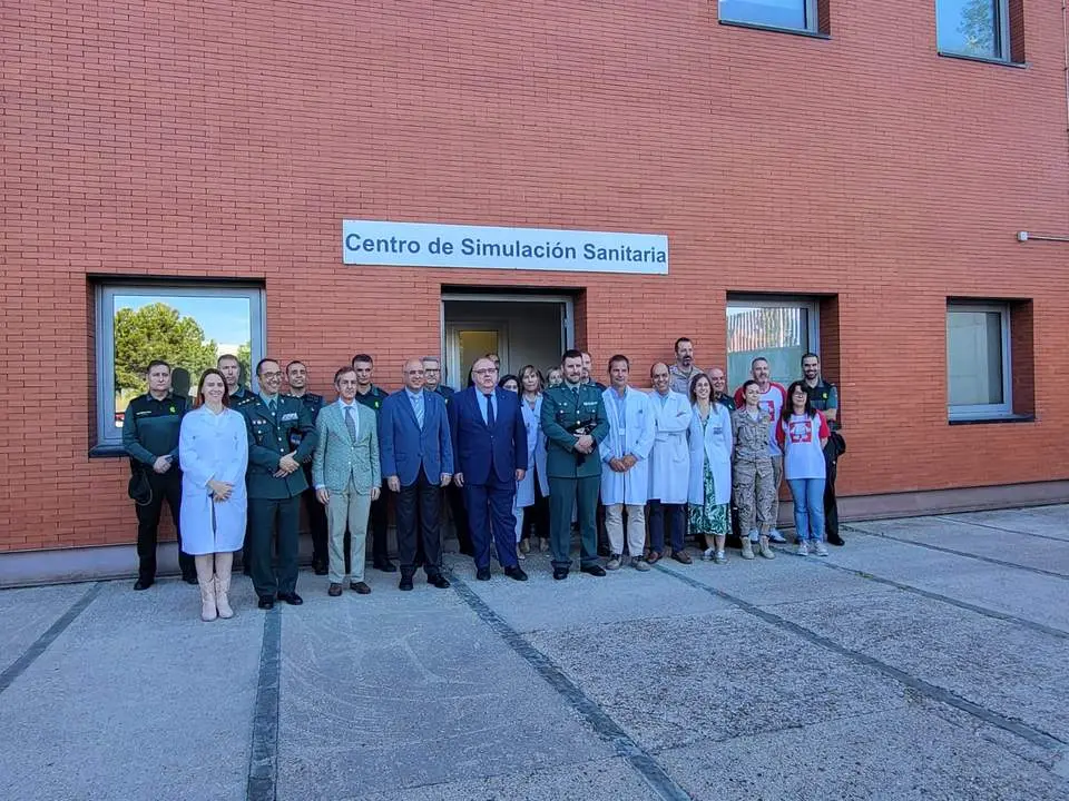 Curso de formación en DESA para guardia civil