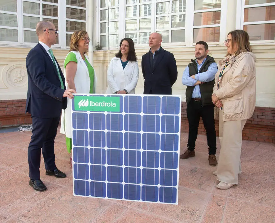 2024-06-03.- Foto de familia - II PREMIOS IBERDROLA CONVIVE (2)