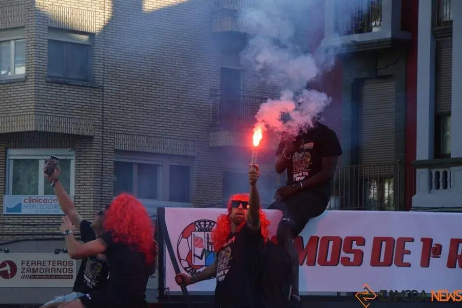 Zamora CF celebra el ascenso _19