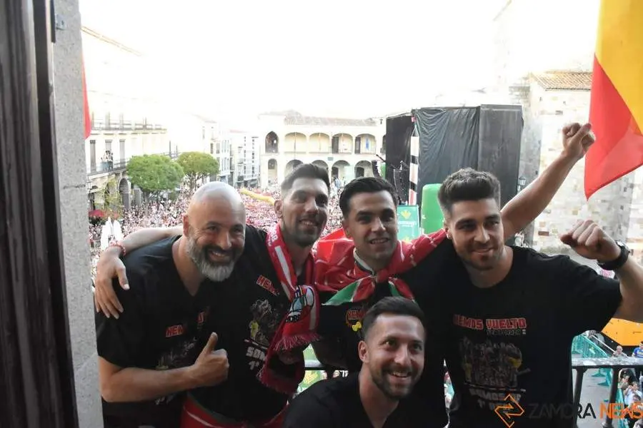 Zamora CF celebra el ascenso _35