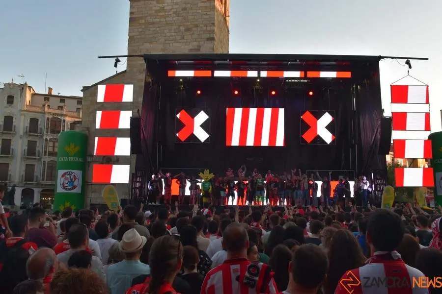Zamora CF celebra el ascenso _52