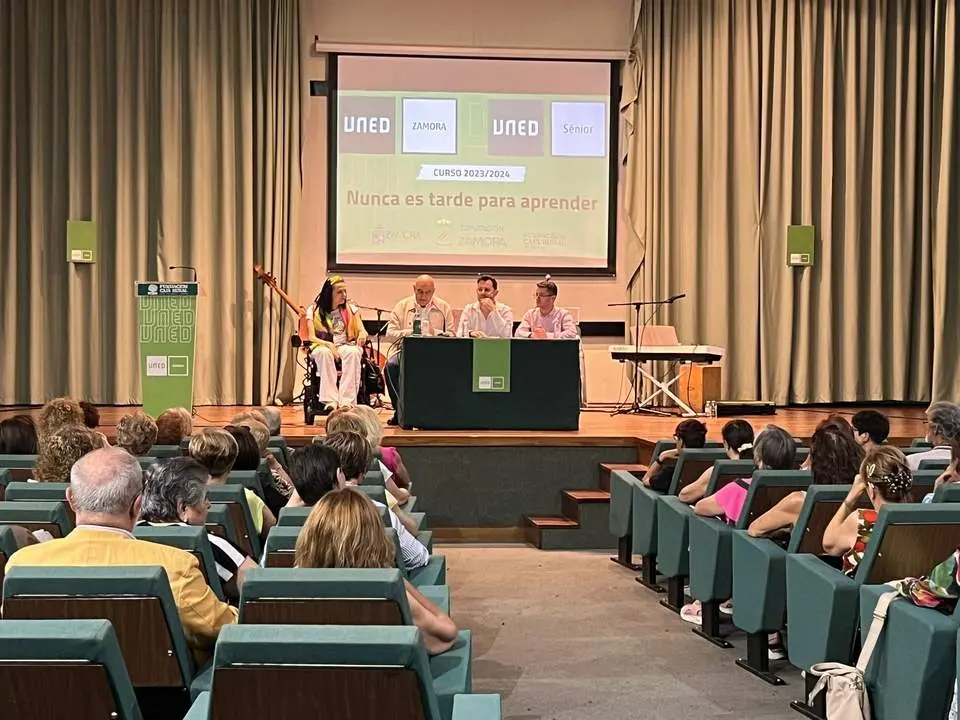 Acto de Clausura de la UNED Senior