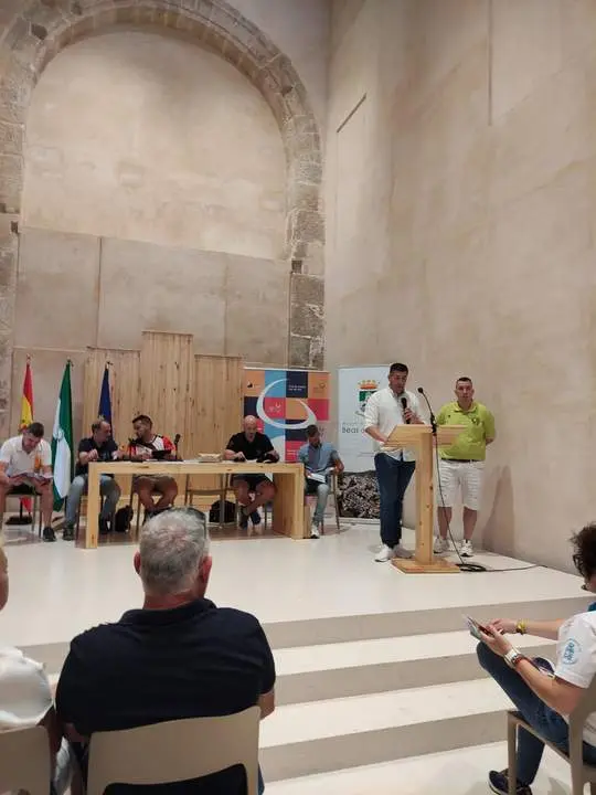 Benavente presenta su candidatura en el congreso de toros con cuerda de Beas de Segura