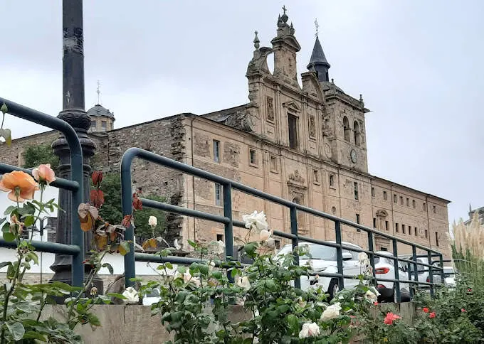 Iglesia de San Nicolás en Villafranca del Bierzo