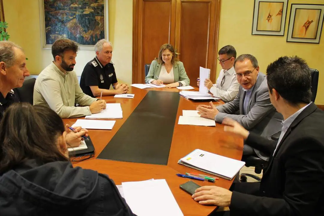 La Subdelegación del Gobierno acoge una reunión técnica de coordinación de las obras de humanización y sostenibilidad de travesías con el Ayuntamiento de Zamora