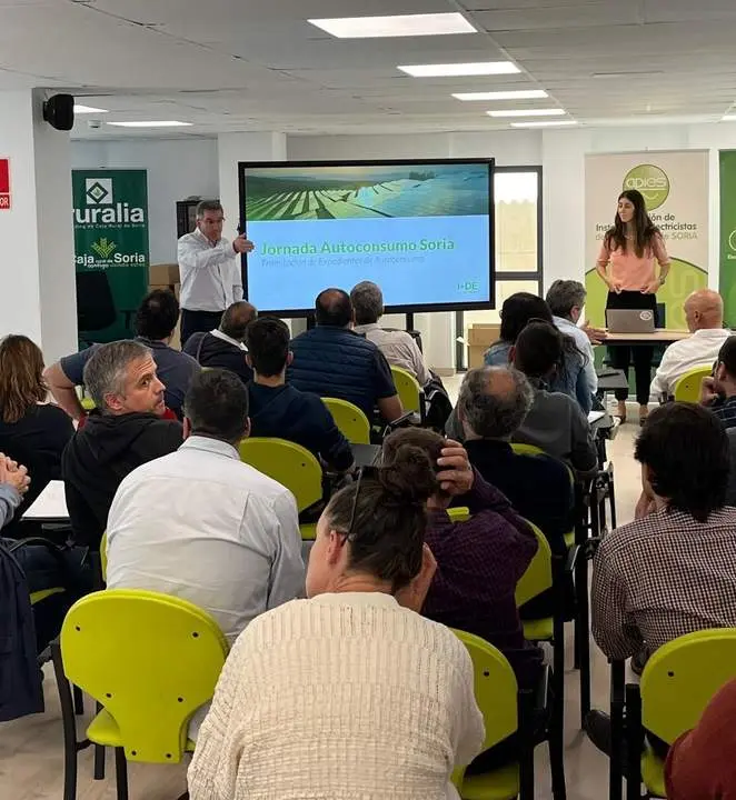 2024-06.- José Manuel Calvo en la jornada de autoconsumo en Soria