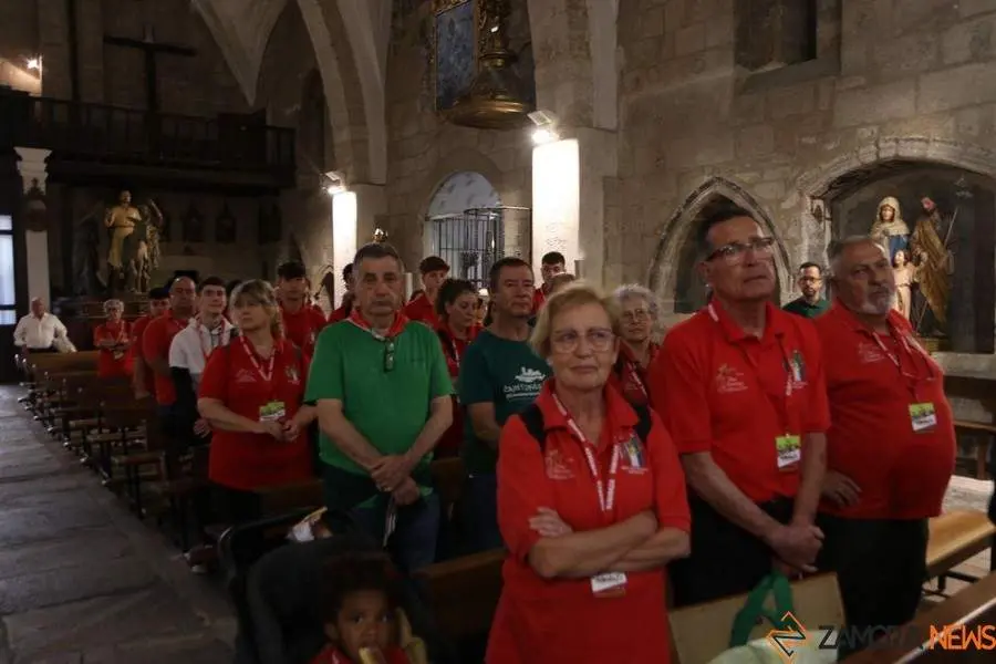 Ofrenda floral a la Virgen de la Concha 