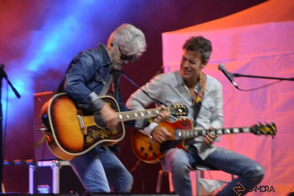  radiohéroes, la Guardia y Celtas Cortos_2