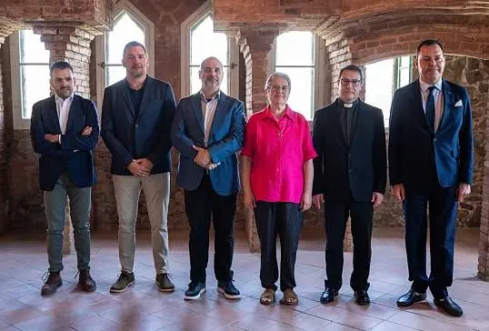 El Palacio de Gaudí en Astorga y la Casa Botines de León se unen en candidatura para Patrimonio de la Humanidad