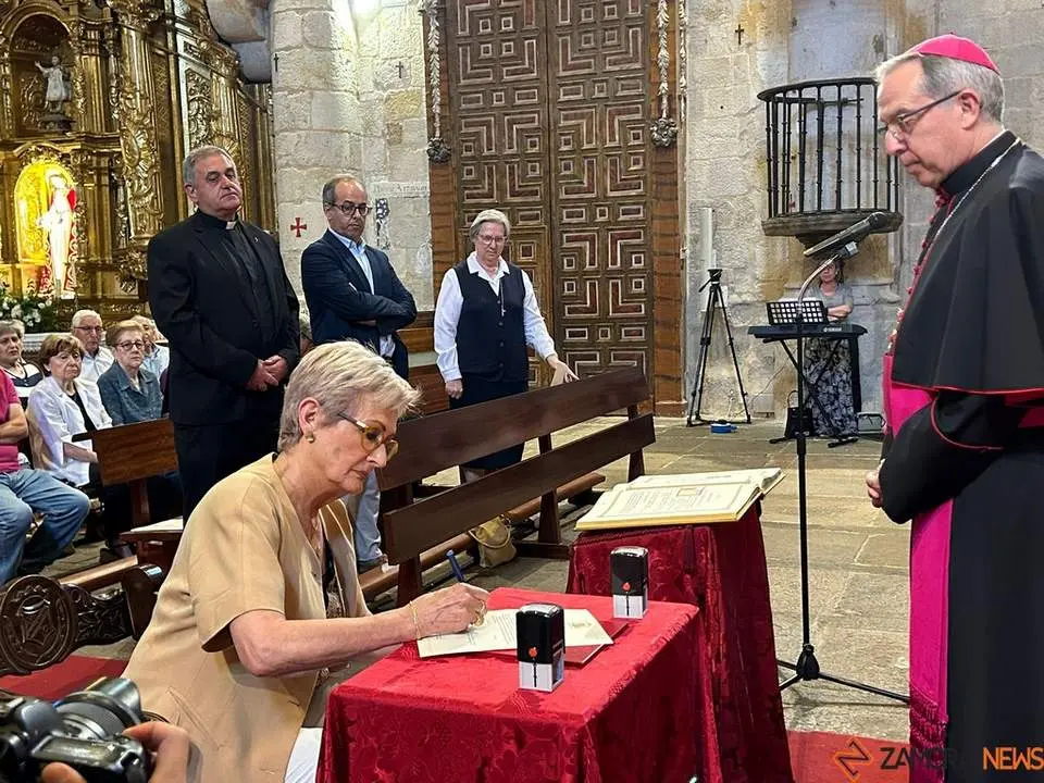 Toma de posesión Diócesis. Iglesia San Ildefonso_5