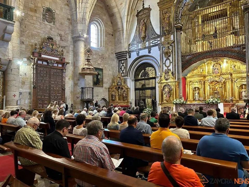 Toma de posesión Diócesis. Iglesia San Ildefonso_24