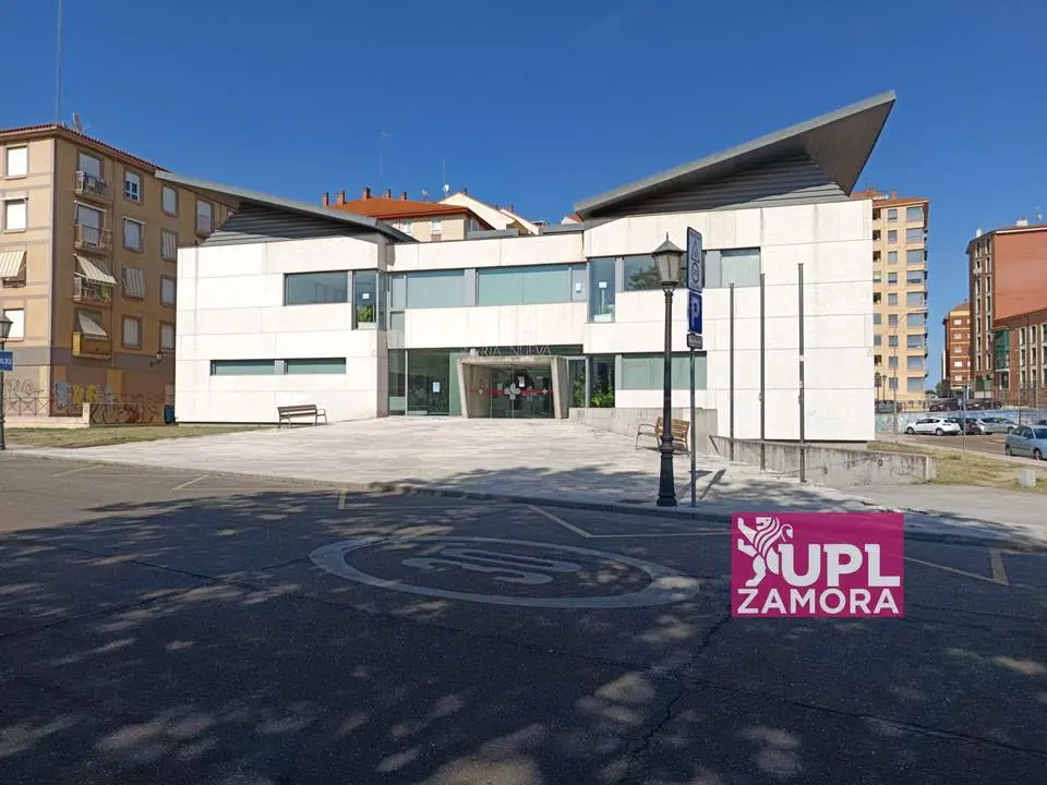 Centro de salud puerta nueva (imagen de upl)