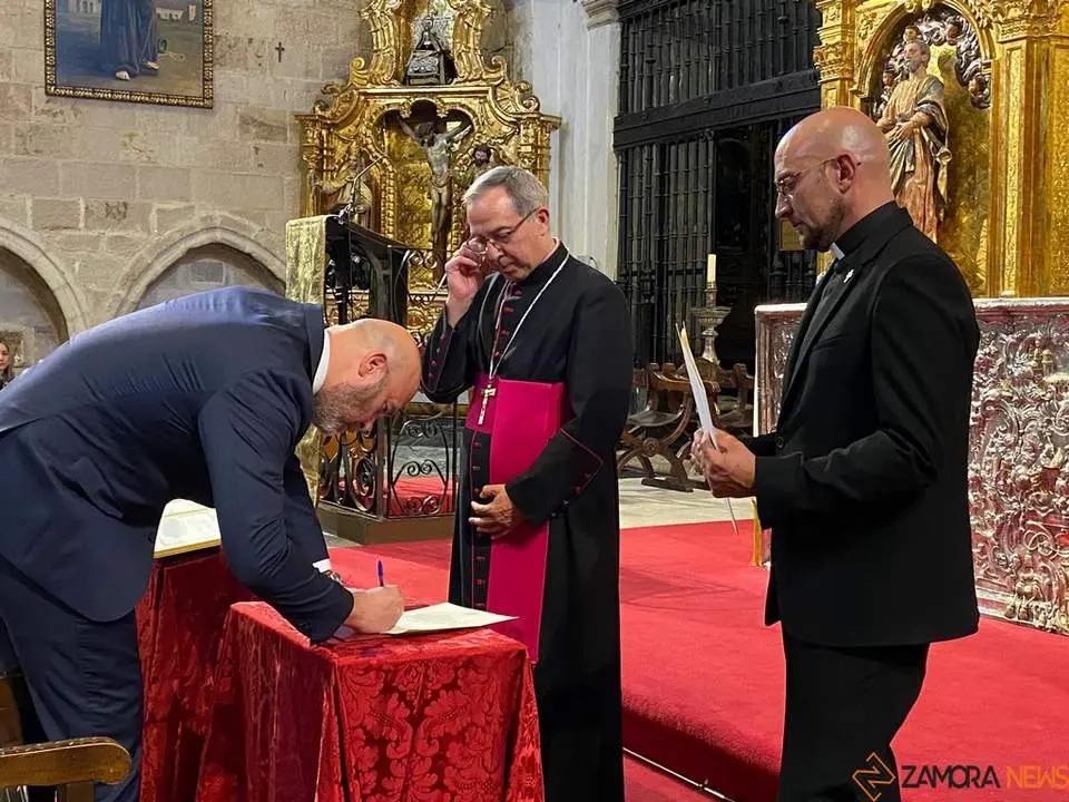 Nombramiento Comisión Pro Semana Santa_10