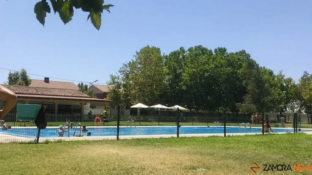 piscina de Villaralbo 