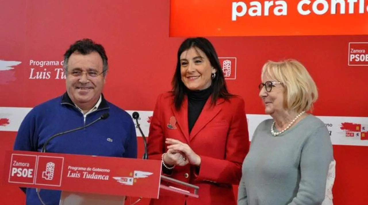 procuradores por el PSOE de Zamora en las Cortes; José Ignacio Martin Benito, Ana Sánchez Hernández e Inmaculada García Rioja