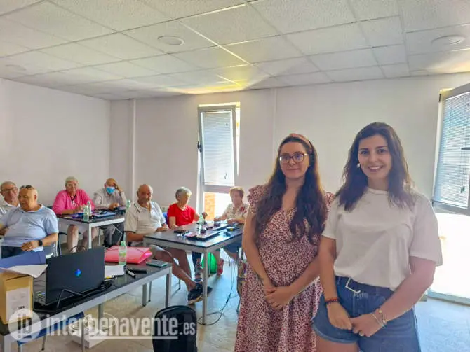 curso digital para personas mayores. Imagen Interbenavente