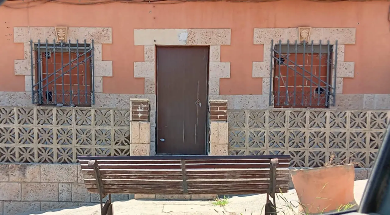 toro puertas tapiadas
