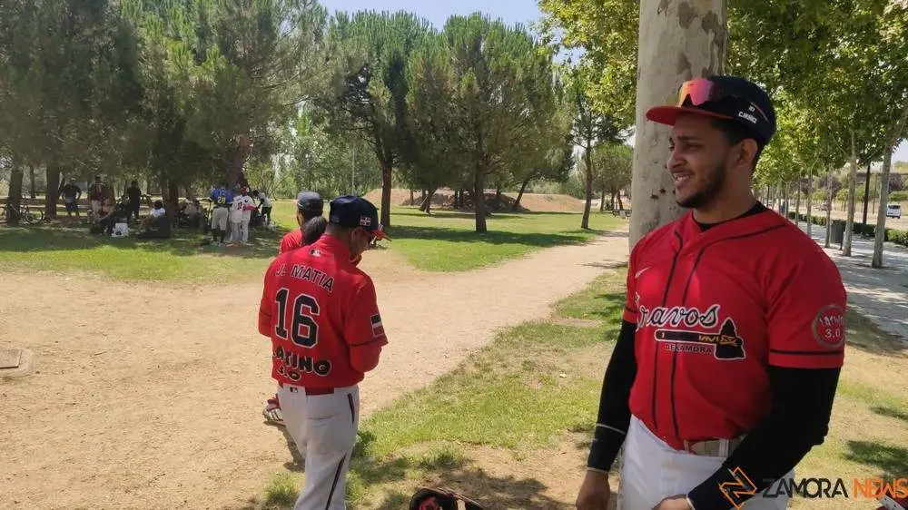 los bravos veisbo sóftbol en zamora _48