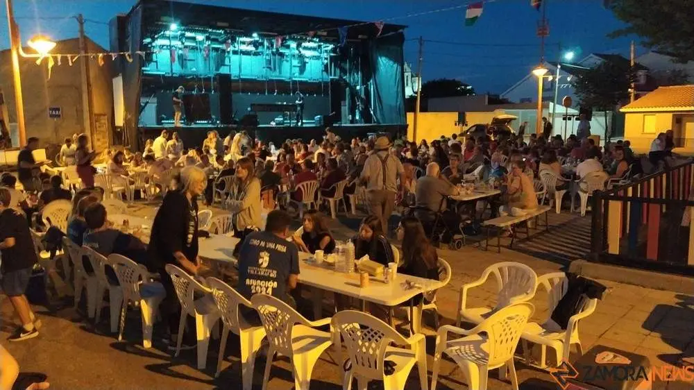 villaralbo fiestas cena y electromoon_3