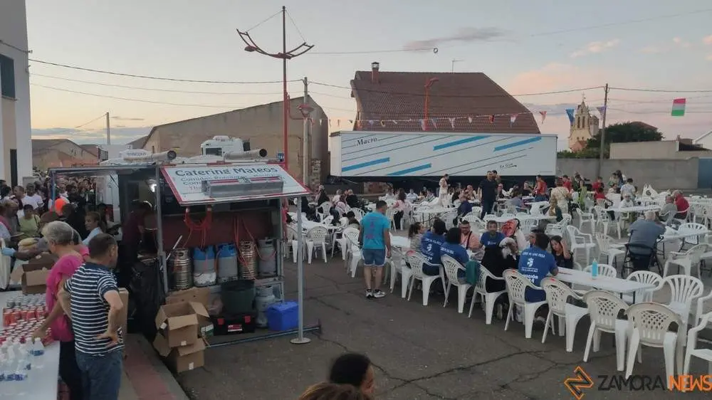 villaralbo fiestas cena y electromoon_10