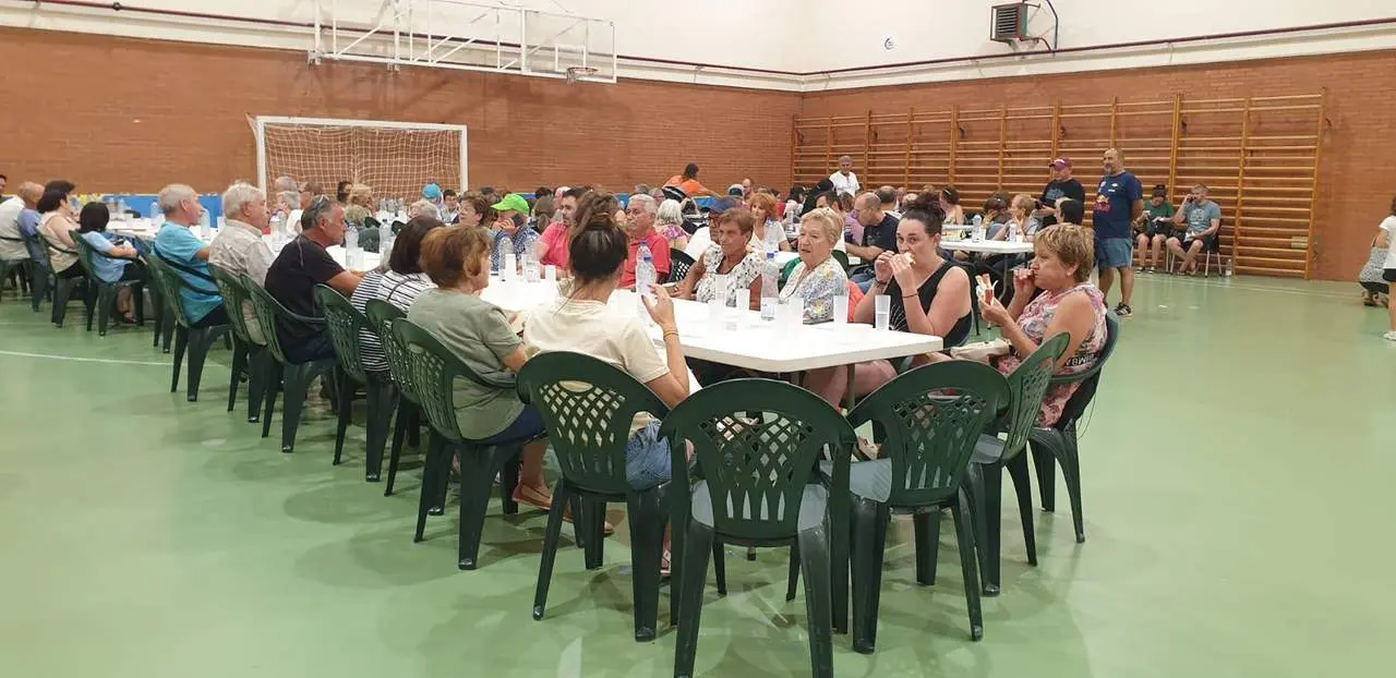 Vecinos de Sejas en albergue de Alcañices