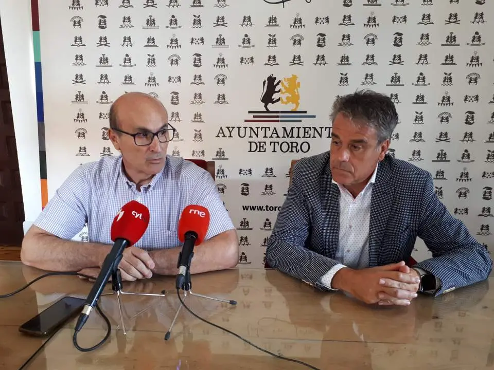 Visita institucional Toro 1