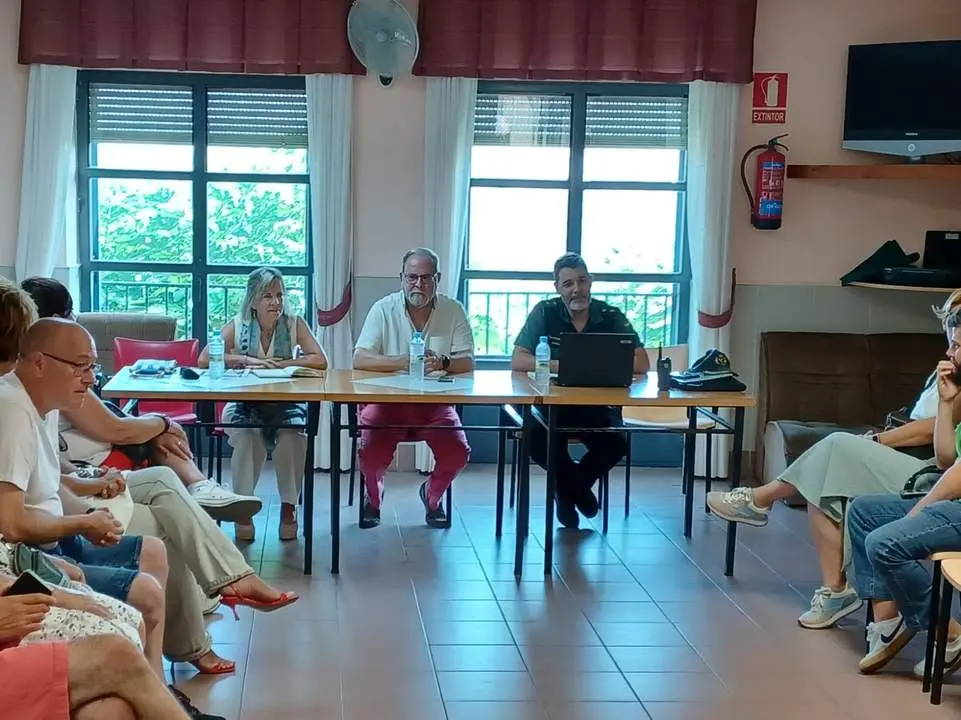 Subdelegada del Gobierno y el Alcalde de fermoselle