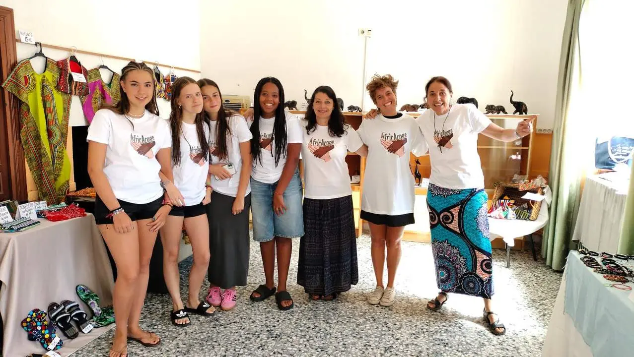 Villanueva del Campo. Mercadillo Solidario (3)