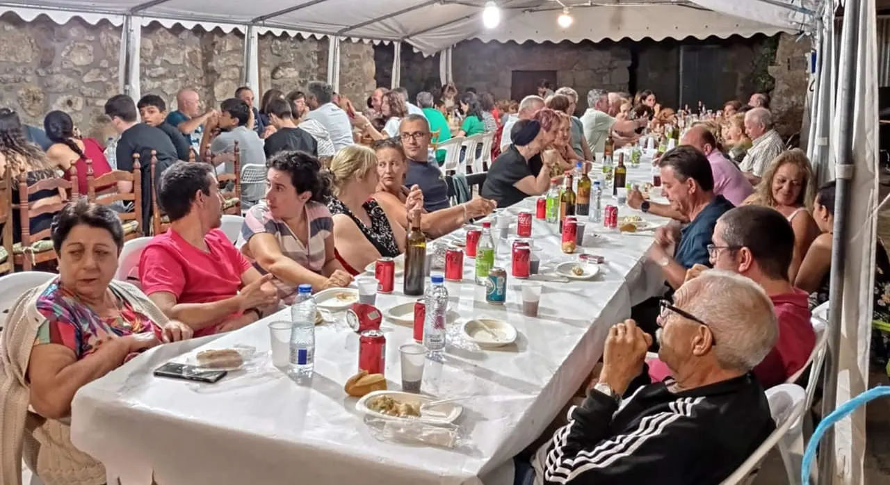 la tuda fiestas 2024 portada