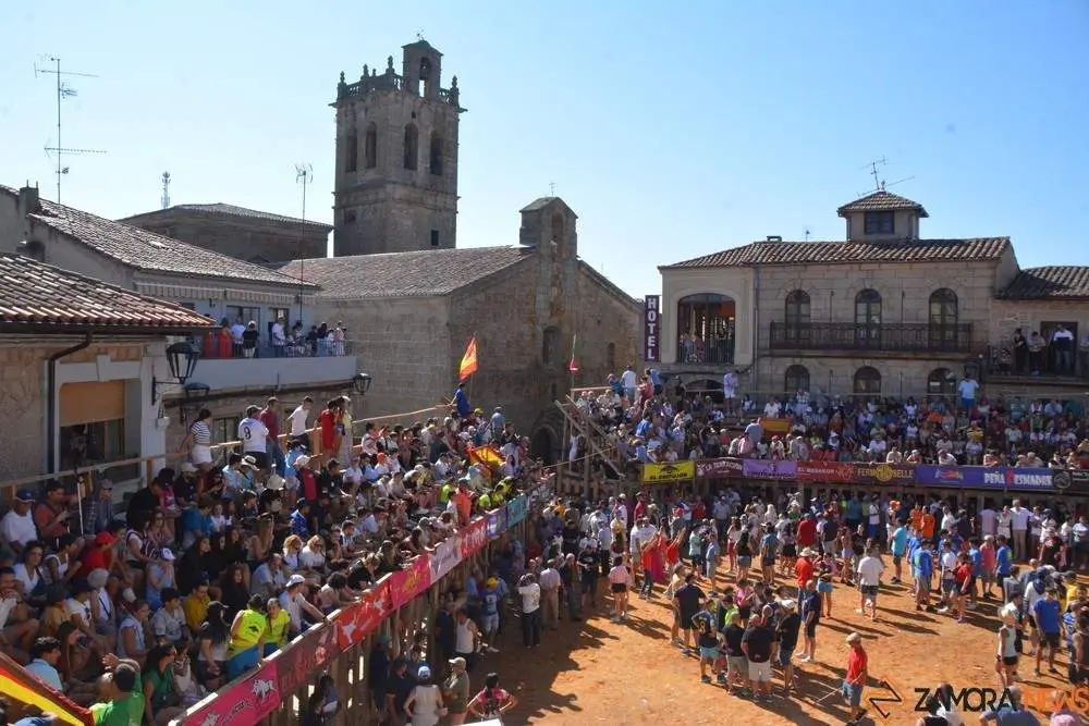 encierro s&aacute;bado fermoselle _113