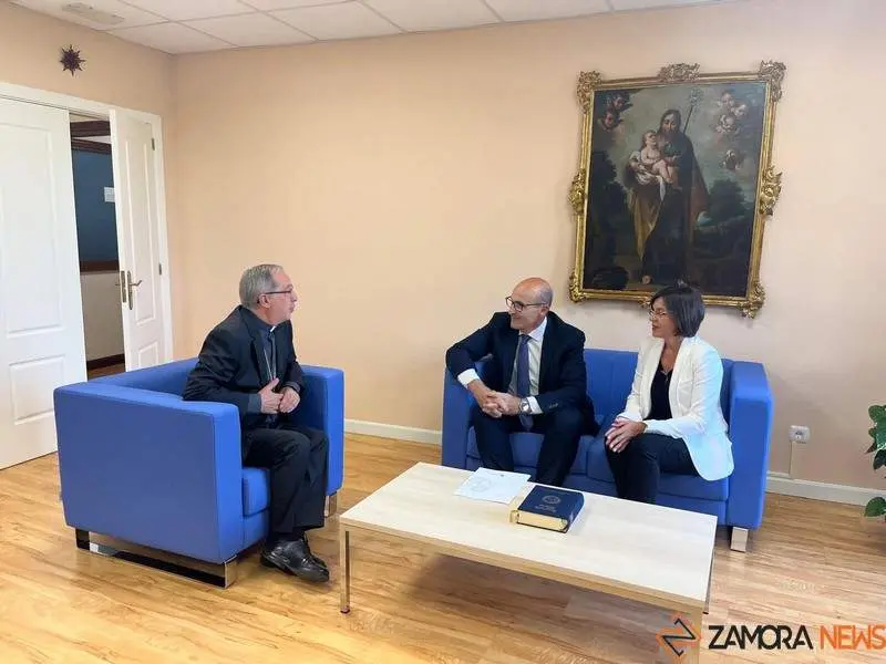 El obispo de Zamora, Fernando Valera y el delegado territorial de la Junta en Zamora, Fernando Prada