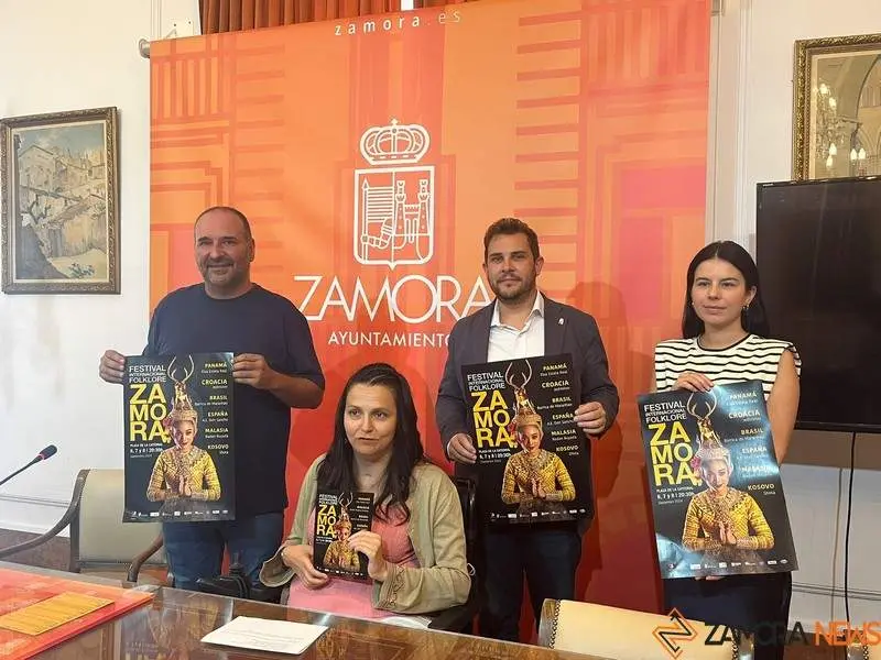 presentación Festival Internacional de Folklore de Zamora
