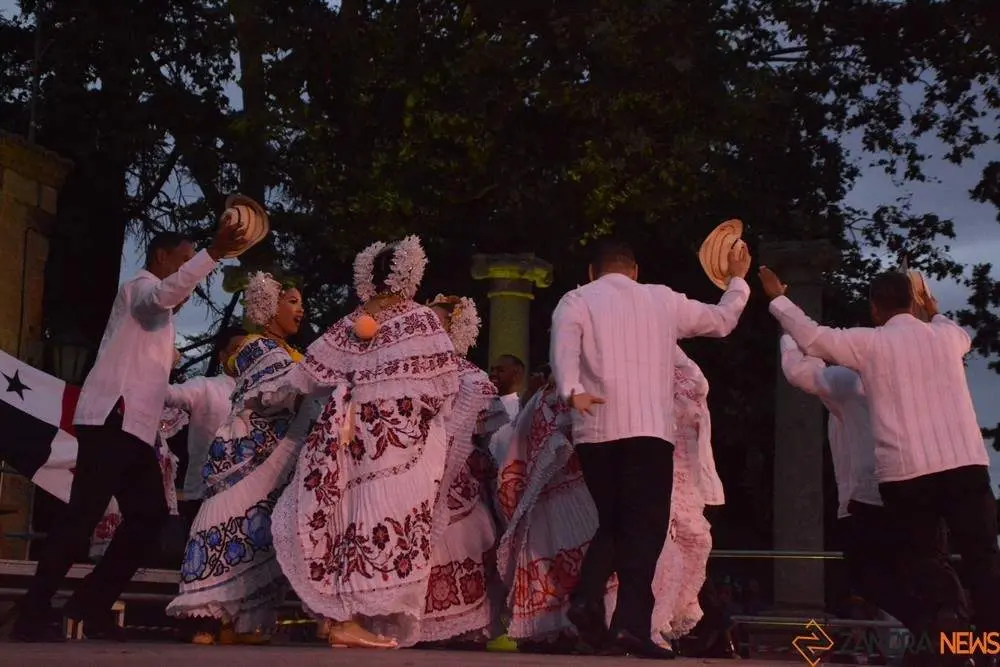 panameños_15