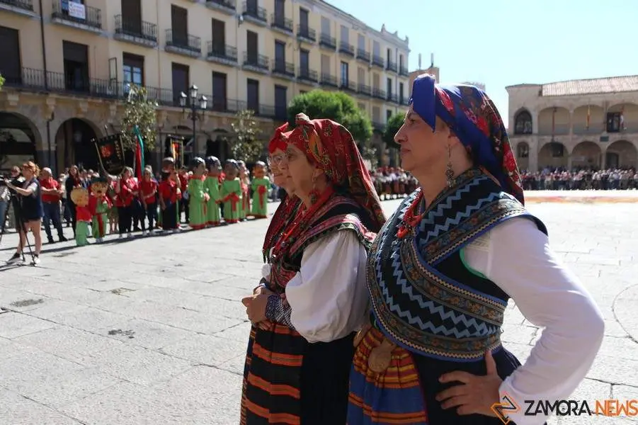 ofrenda floral Virgen de la Concha _10