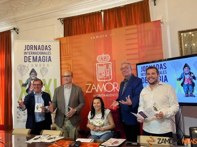 presentación jornadas internacional de magia 