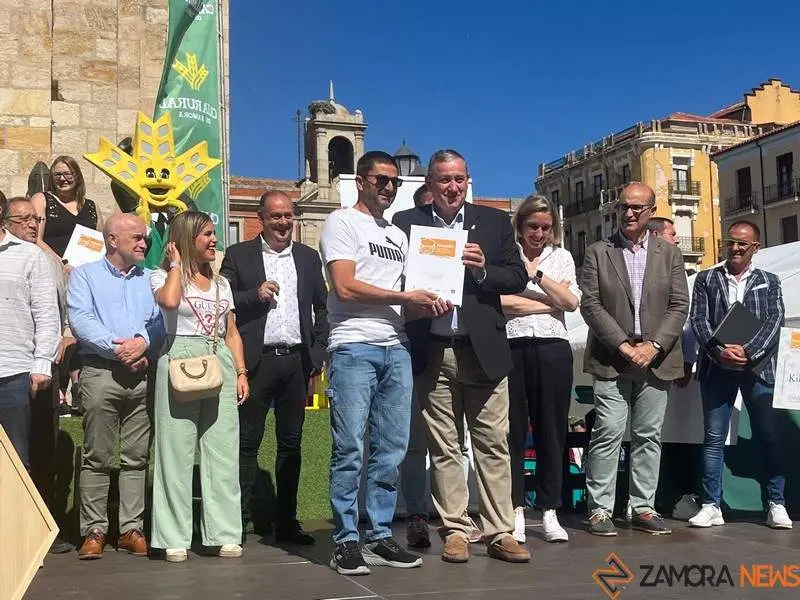 premiados papeletas en el comercio de Zamora _11