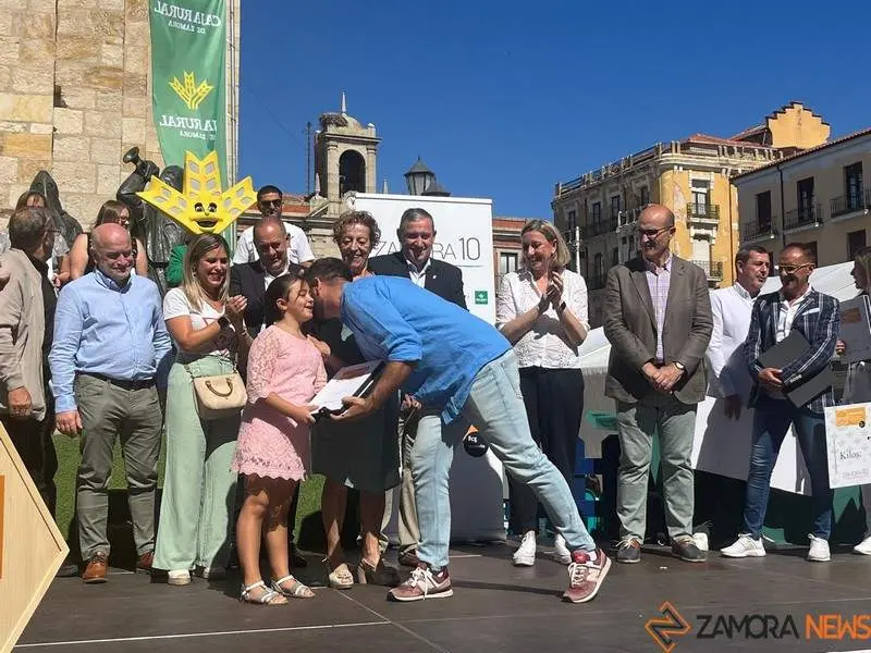 premiados papeletas en el comercio de Zamora _15