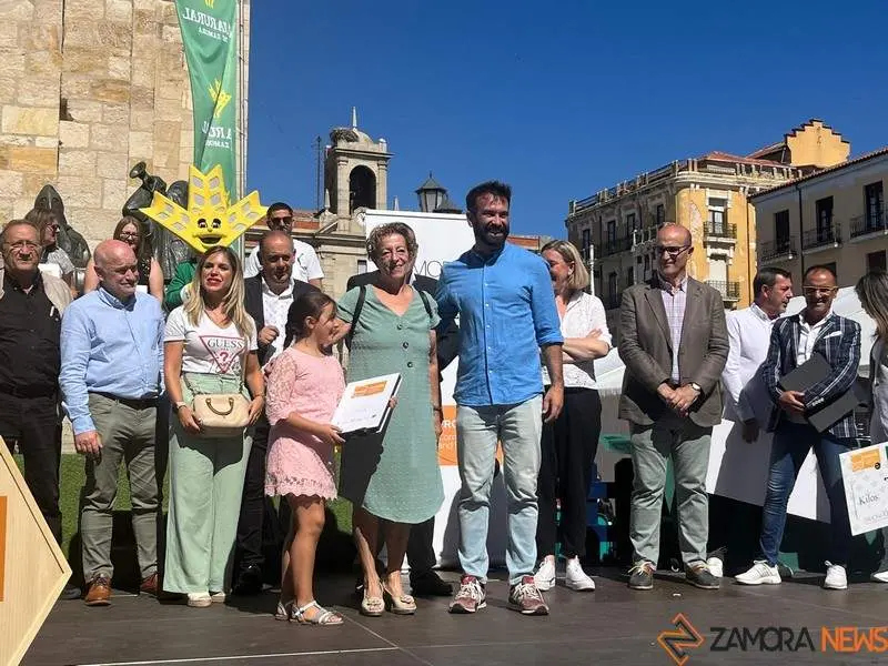 premiados papeletas en el comercio de Zamora _16