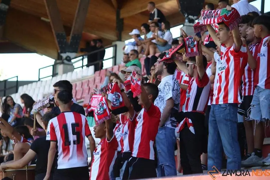 Zamora CF_3