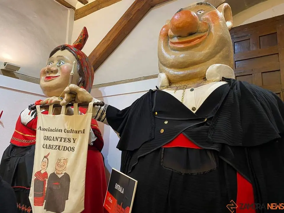 II Encuentro Internacional de Gigantes y Cabezudos_3