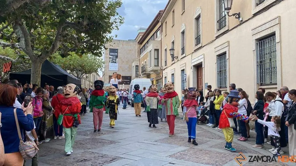 gigantes y cabezudos 2024_19