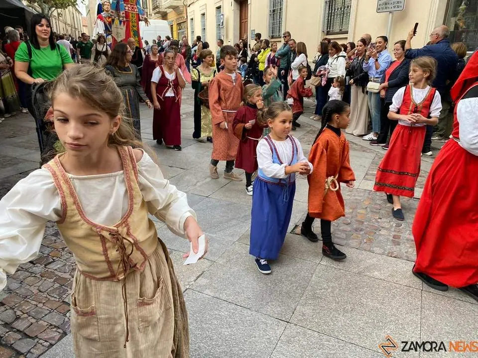 gigantes y cabezudos 2024_31