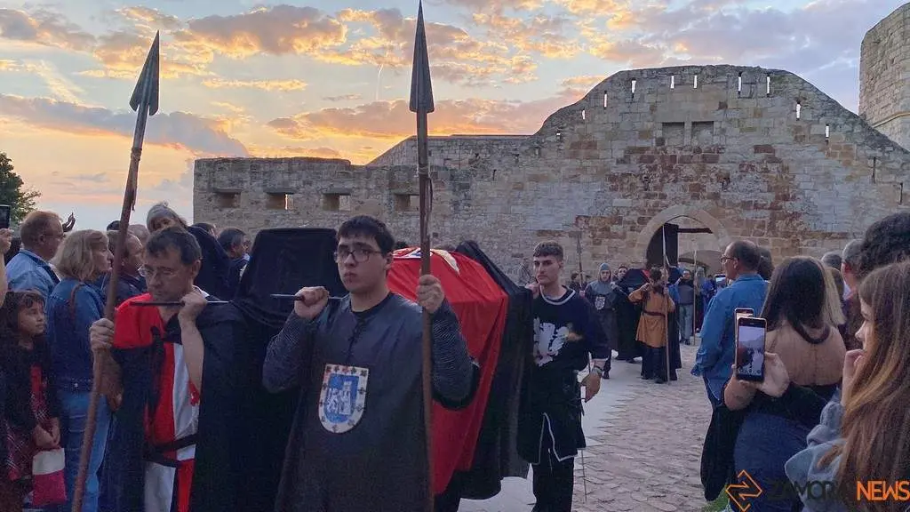 El entierro de los hijos de Arias Gonzalo 2024_10