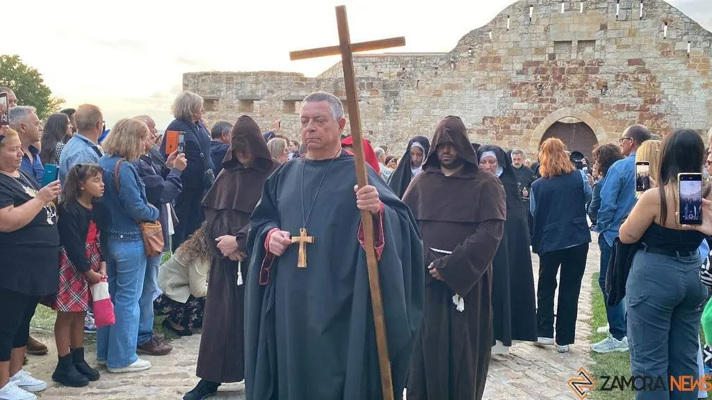 El entierro de los hijos de Arias Gonzalo 2024_15