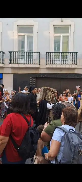 Los Antruejos de Villanueva de Valrojo en el Festival Internacional de la Máscara Ibérica en Lisboa (2)
