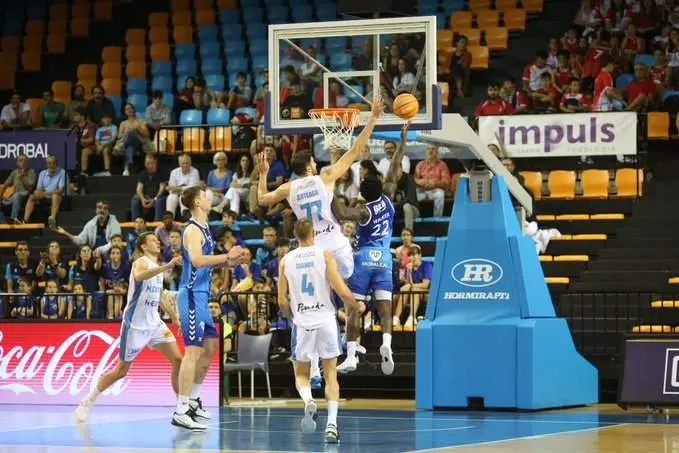 Cb Zamora contra el Hestia Menorca